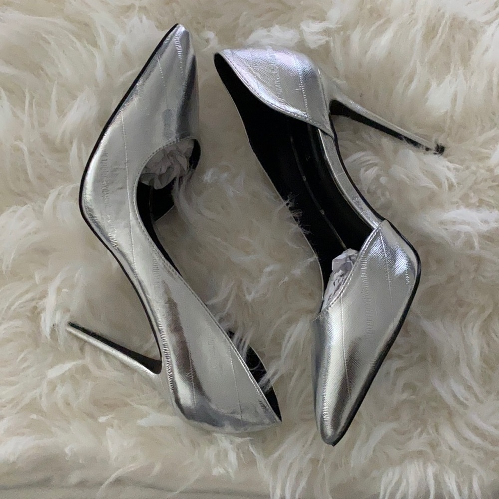 Metallic Silver Pumps